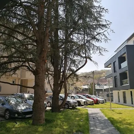 Ema Apartment