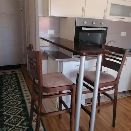 Apartment Ema *